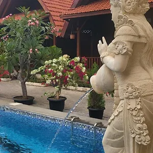 Uli Wood Villa, Bali - Near Gwk 3*, Jimbaran (Bali) Indonesia