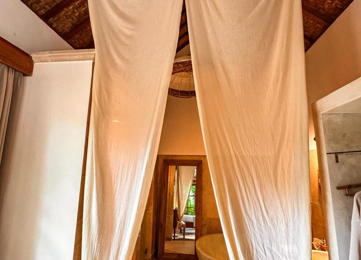 Bali Maison Ubud  Bed & Breakfast